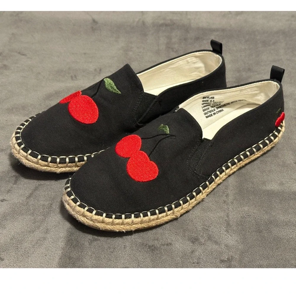 Crown & Ivy Skylar Cherry Embroidered Espadrille Flats Black Canvas Shoes 8.5